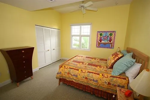 Britannia Villas Seven Mile Beach